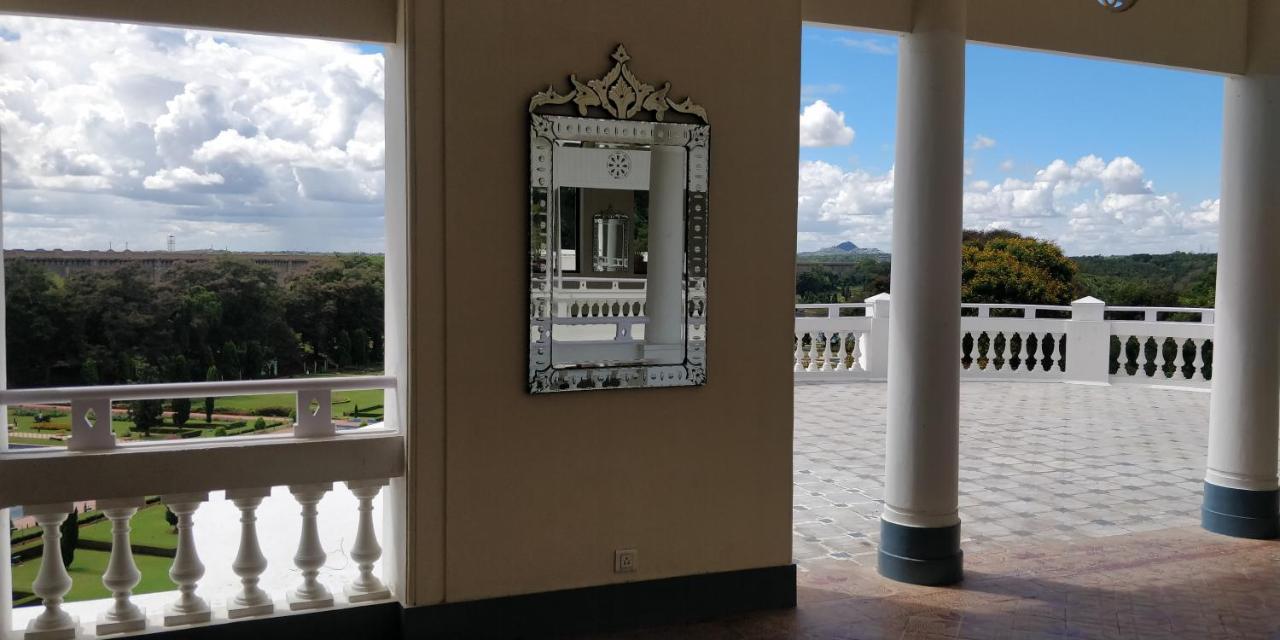 Royal Orchid Brindavan Garden Mysore Belagula Екстер'єр фото